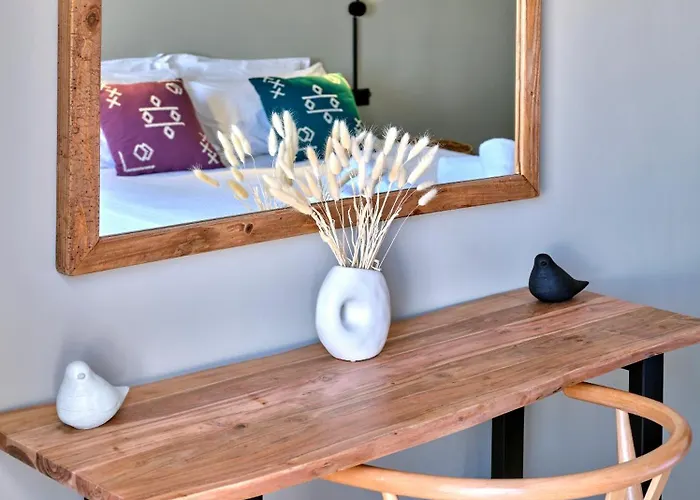 Hébergement de vacances Theros *