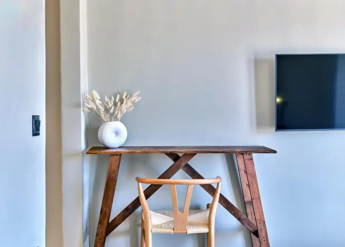 Hébergement de vacances Theros *